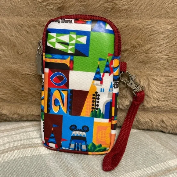 Walt Disney World Retro 2014 Commemorative Pouch / Wristlet - Picture 2 of 2